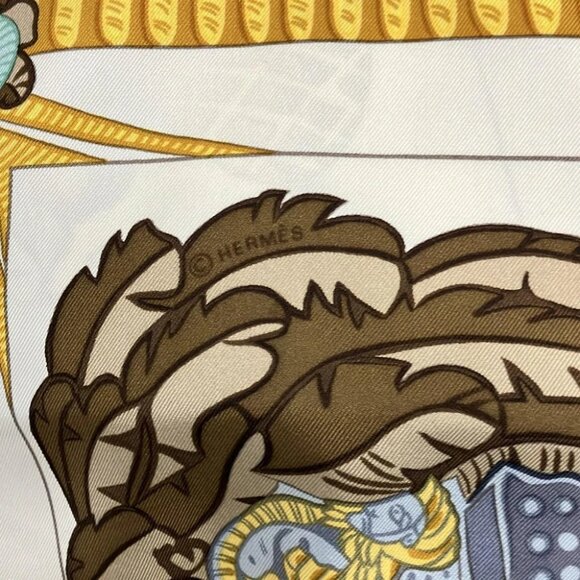 Auth HERMES Carre 90 - Gold Dark Brown Multi Scarf - Picture 2 of 4